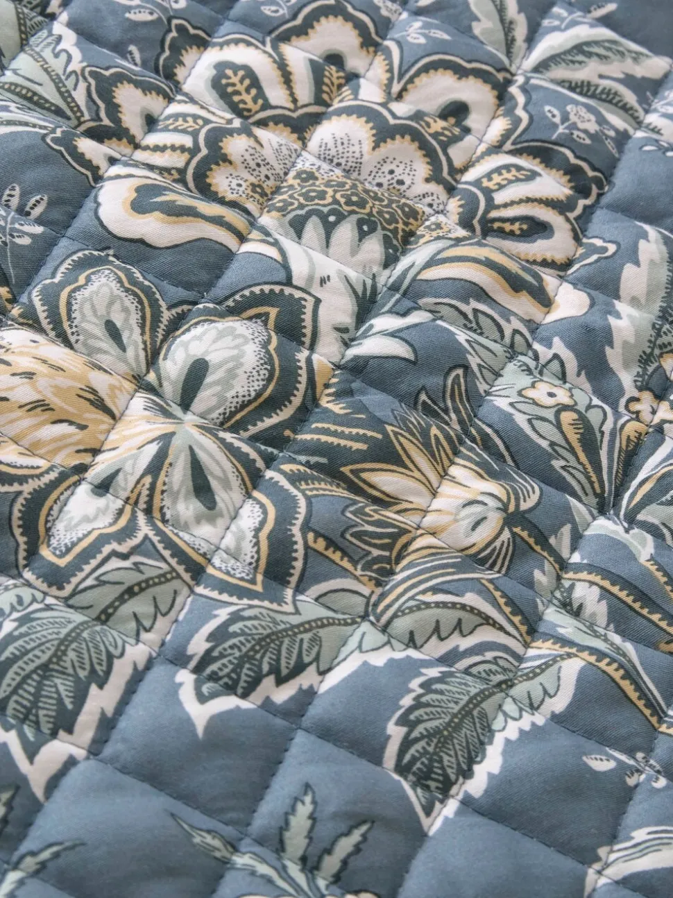 Laura Ashley Marlbrook doorgestikte bedsprei