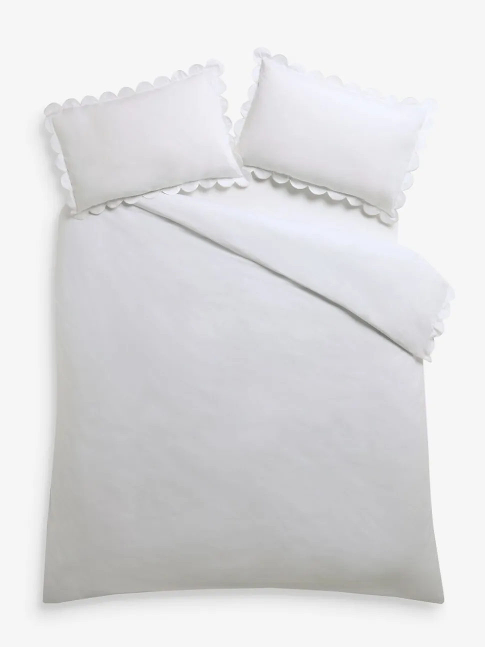 Laura Ashley Scallop 200 Thread Count Duvet Cover and Pillowcase Set