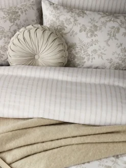 Laura Ashley Set of 2 100% Cotton Walled Garden Pillowcases