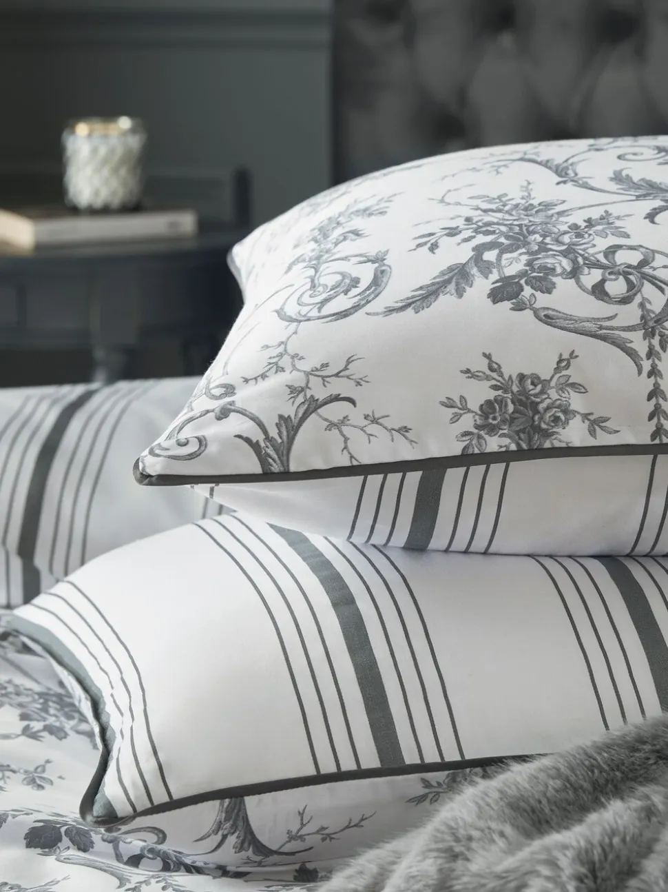 Laura Ashley set van 2 Tuileries 100% katoenen kussenslopen