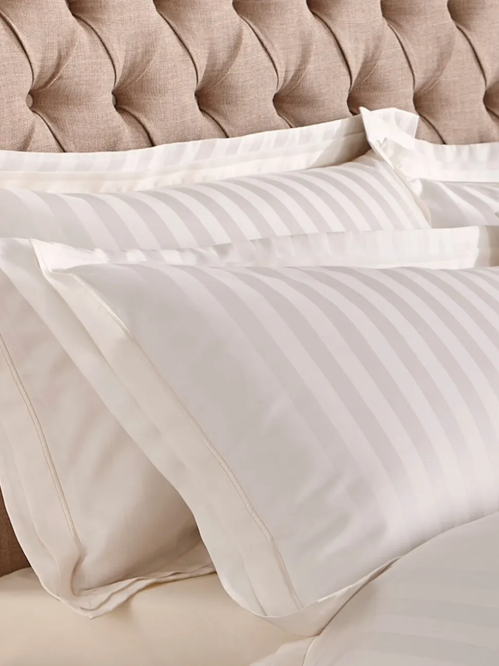 Laura Ashley Shalford set van 2 kussenslopen van 100% katoen met een draaddichtheid van 400