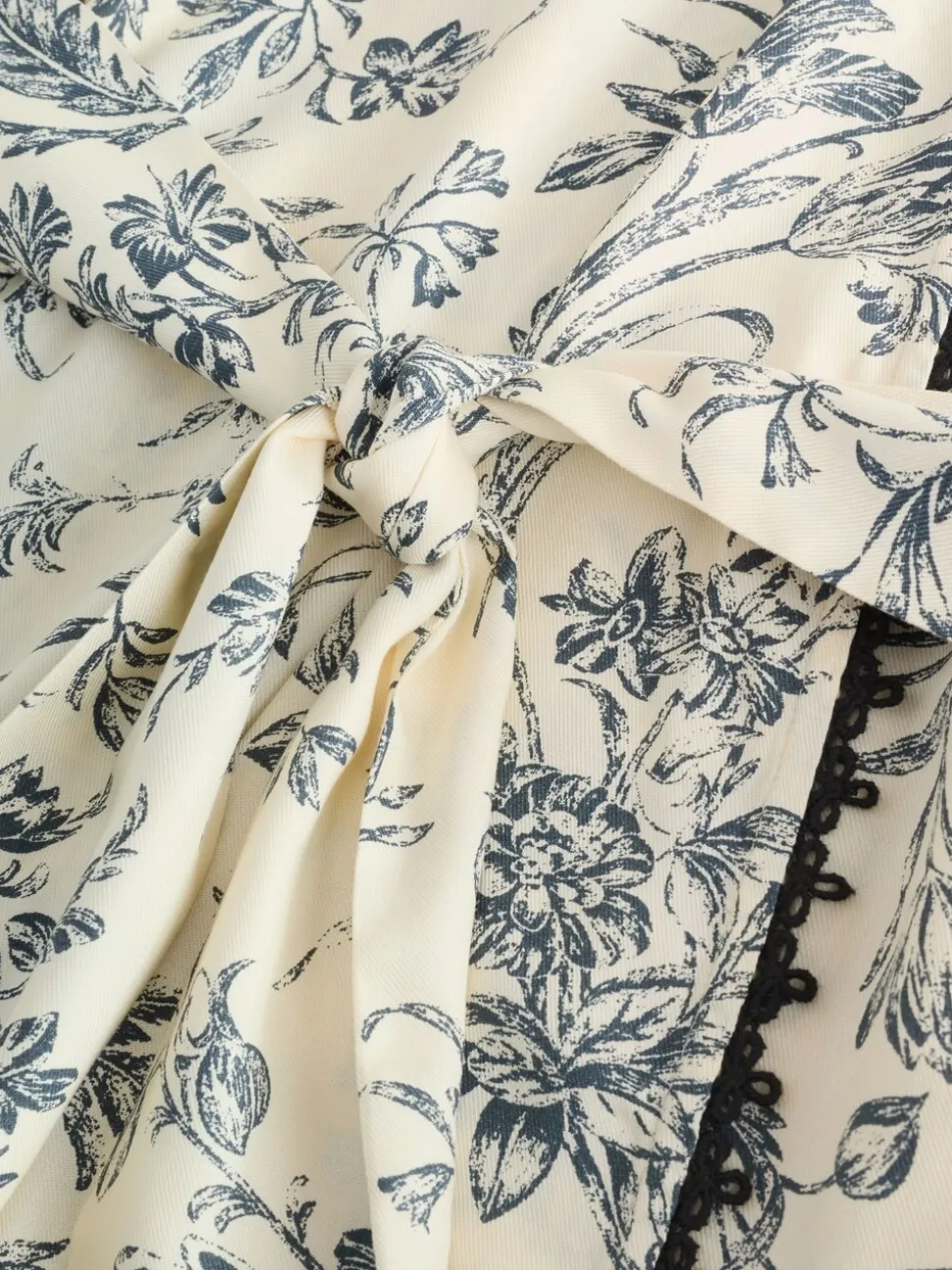 Laura Ashley Viscose Robe