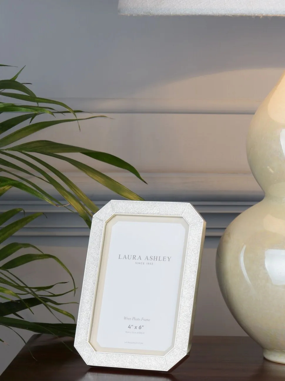 Laura Ashley Wren verzilverde fotolijst met imitatieparel en glitter