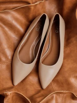 Licht beige - Linzi Orian Pointed Toe Ballet Flats