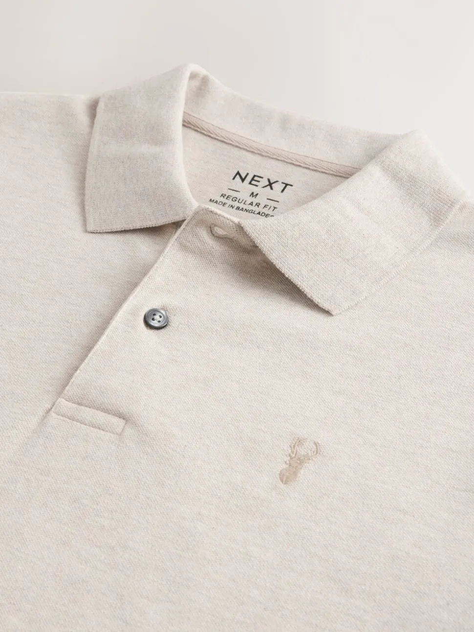 Licht neutraal gemêleerd - Normale Pasvorm - Piqué poloshirt met korte mouwen