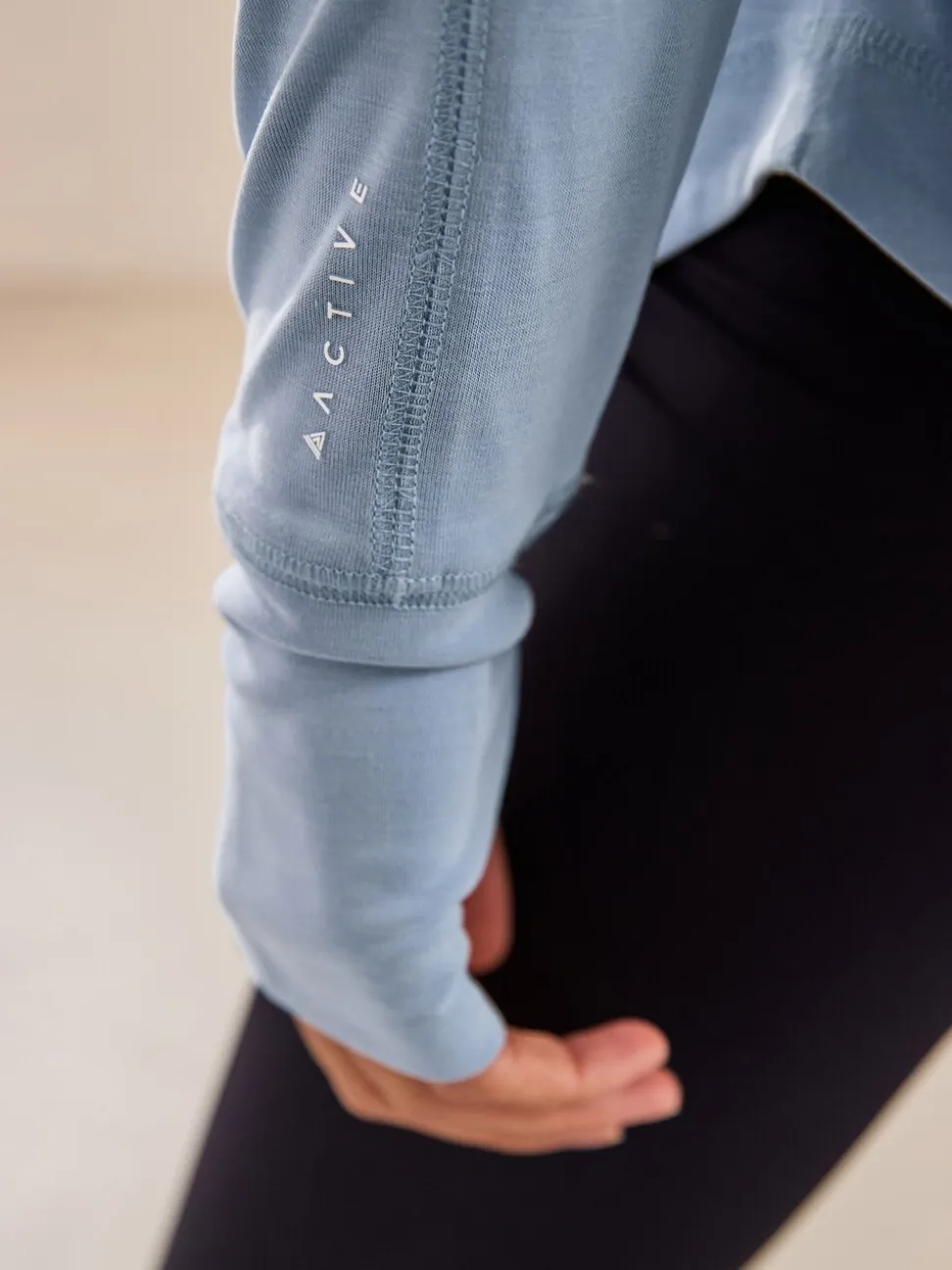 Lichtblauw - Active Open Back Soft Touch Top