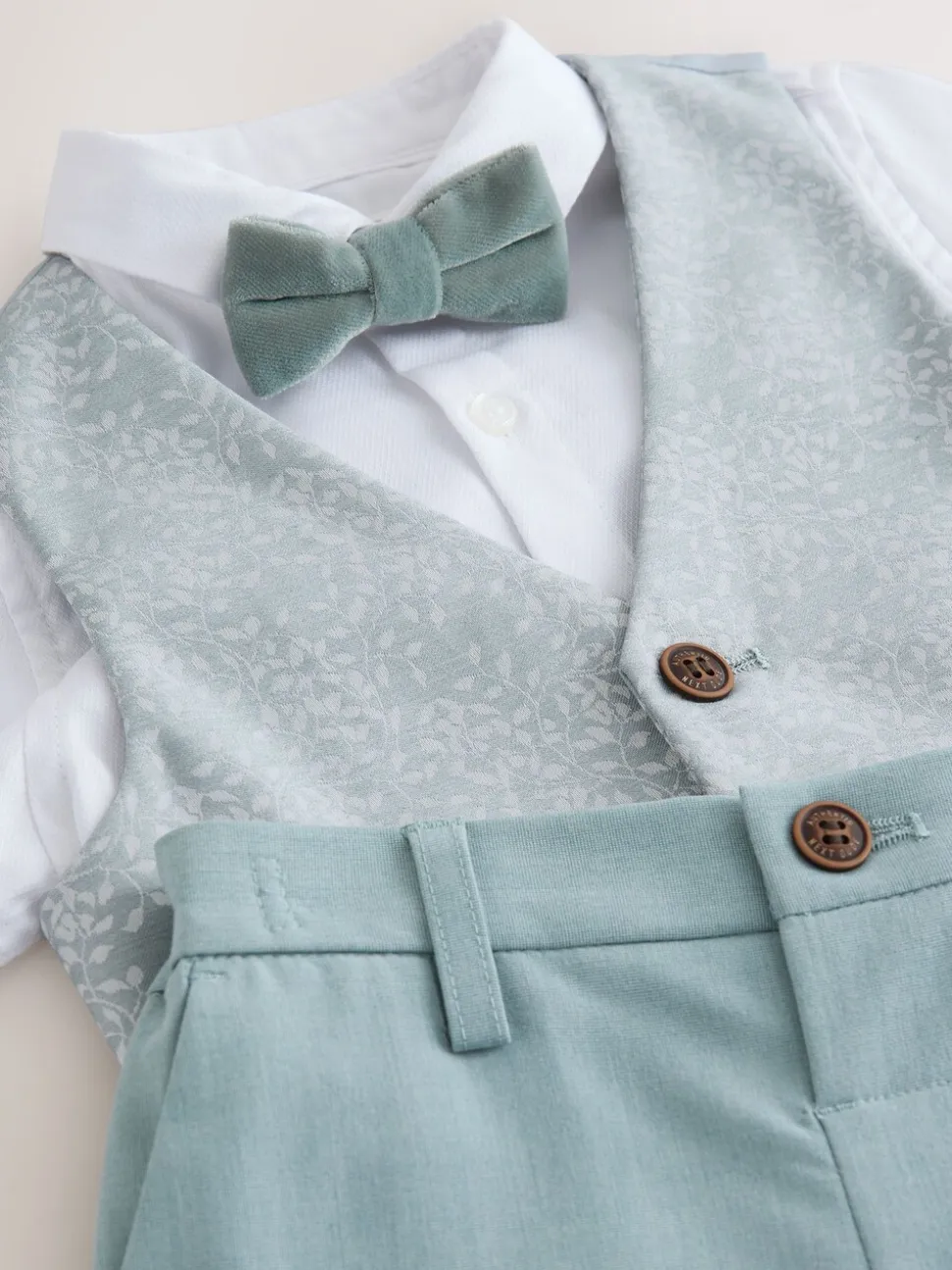 Lichtblauw - Set met gilet, overhemd, korte broek & stropdas (3mnd-9jr)