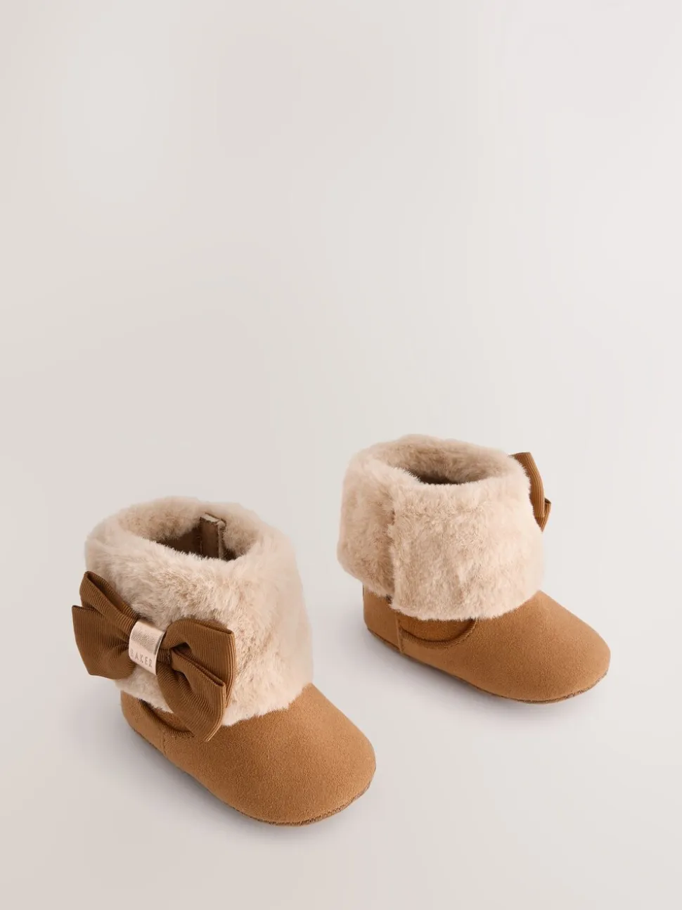 Lichtbruin - Baker by Ted Baker gewatteerde laarsjes met imitatiebont voor babymeisjes