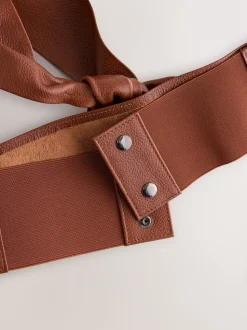 Lichtbruin - Brede leren riem met knoopdetail