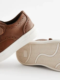 Lichtbruin - Brogue schoenen met klittenbandsluiting
