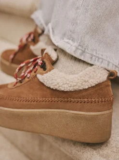 Lichtbruin - Signature Premium Leather Hiker Wedge Trainers