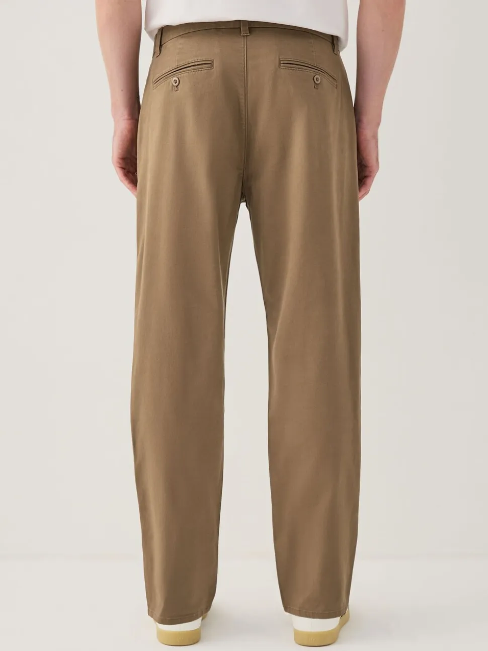 Lichtbruin - Single Pleated Stretch Chinos Trousers
