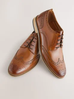 Lichtbruin - Standaard pasvorm - Brogues van leer met contrasterende zool