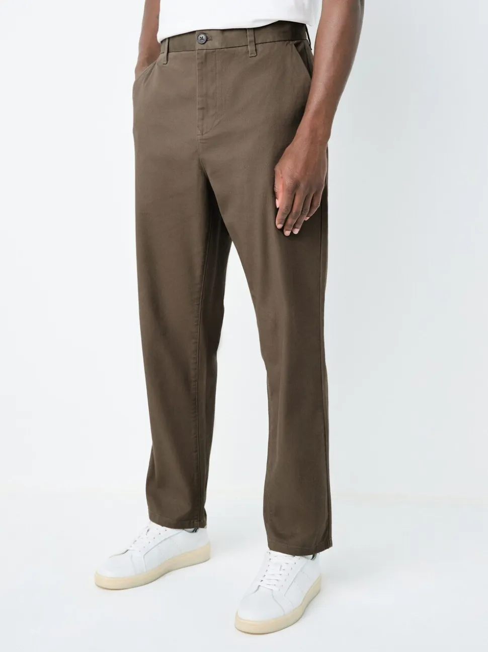 Lichtbruin - Standaard toelopende pasvorm - Stretchy chino