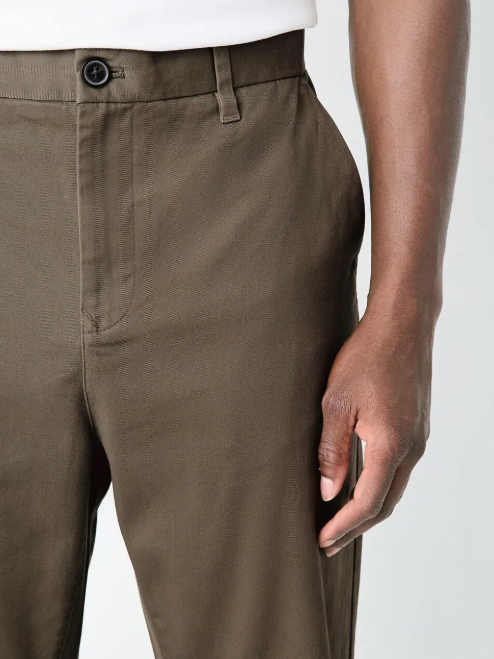 Lichtbruin - Standaard toelopende pasvorm - Stretchy chino