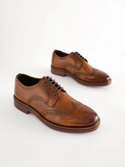 Lichtbruin - Wijde pasvorm - Leren brogues met contrasterende dikke zool
