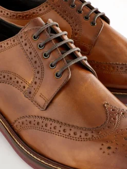 Lichtbruin - Wijde pasvorm - Leren brogues met contrasterende dikke zool