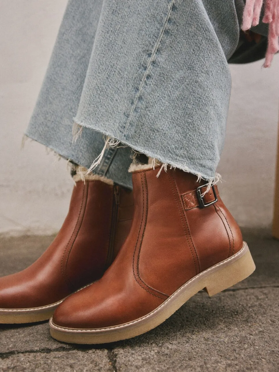 Lichtbruin leer - Forever Comfort® Faux Fur Lined Buckle Trim Ankle Boots