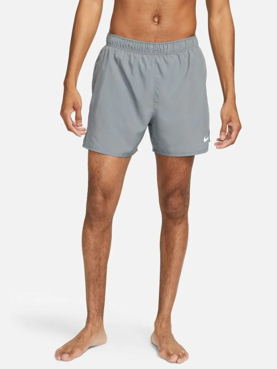 Lichtgrijs - Nike Dri-FIT Challenger 5 Inch hardloopshorts met slipvoering