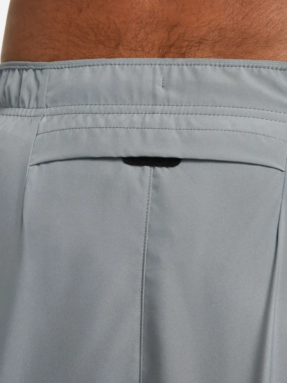 Lichtgrijs - Nike Dri-FIT Challenger 5 Inch hardloopshorts met slipvoering