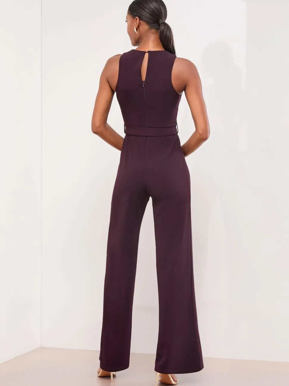 Lipsy militaire knoop mouwloze jumpsuit met ceintuur