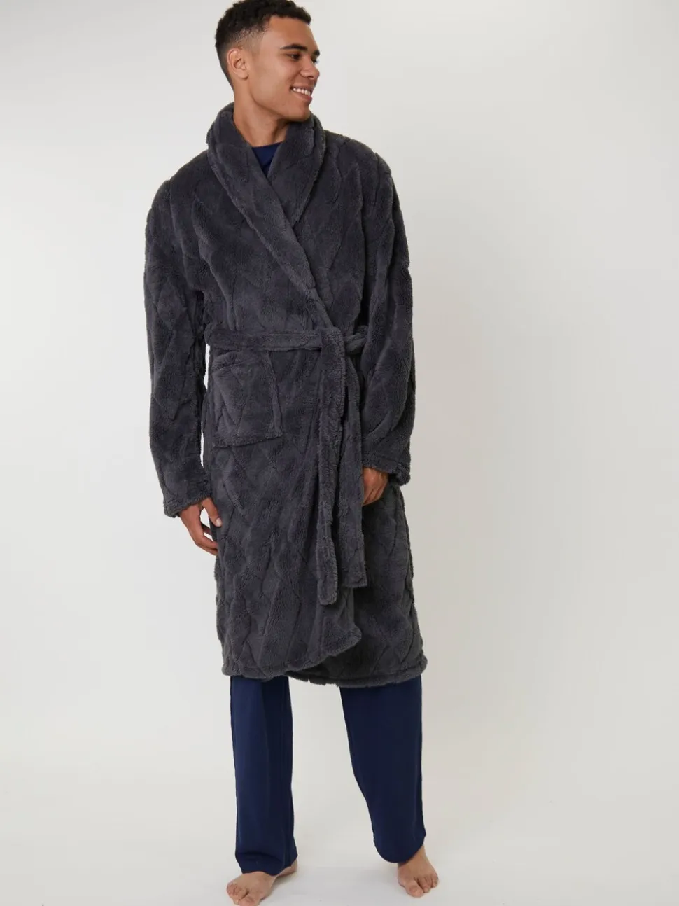 Loungeable Diamond Cut Mens Shawl Dressing Gown