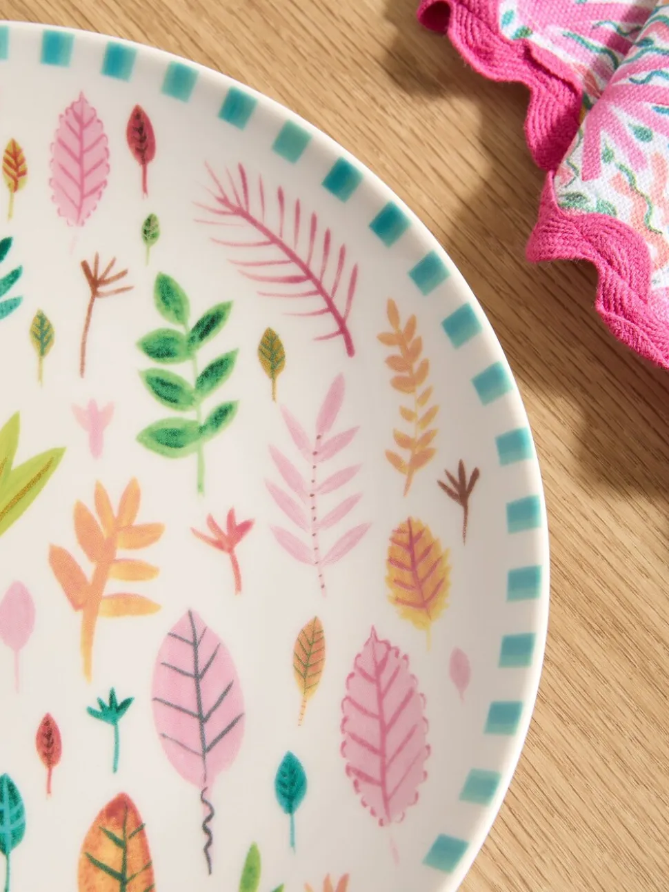 Lucy Tiffney Set of 4 Leaves Side Plates