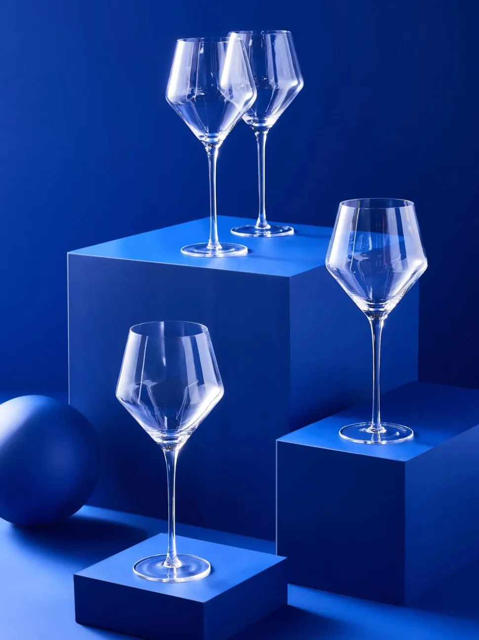 MADE.COM Velma Crystal Taps Toelopend