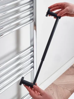 Magnetische uitschuifbare handdoekrail