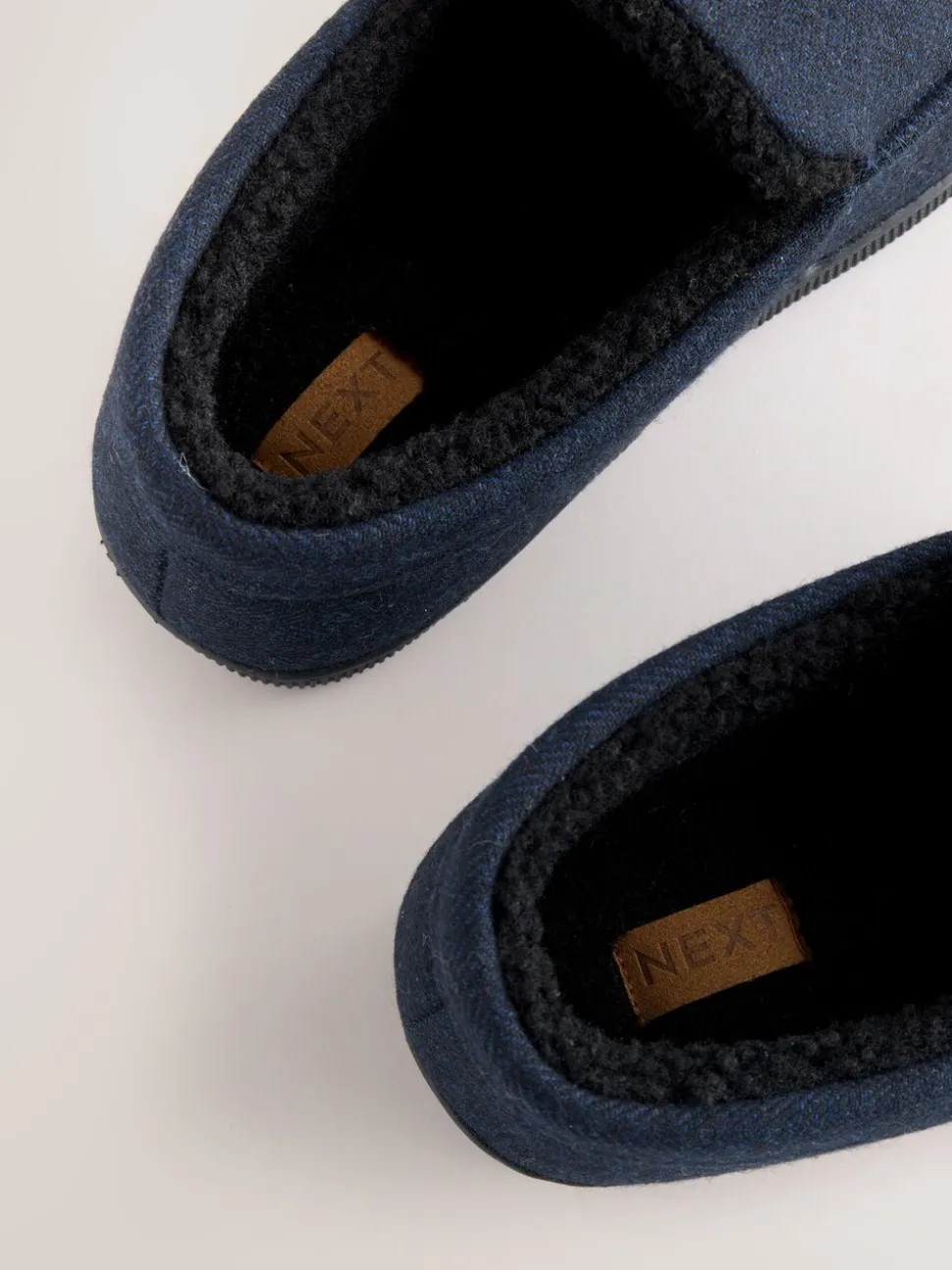 Marineblauw - Closed Back Textured Slippers