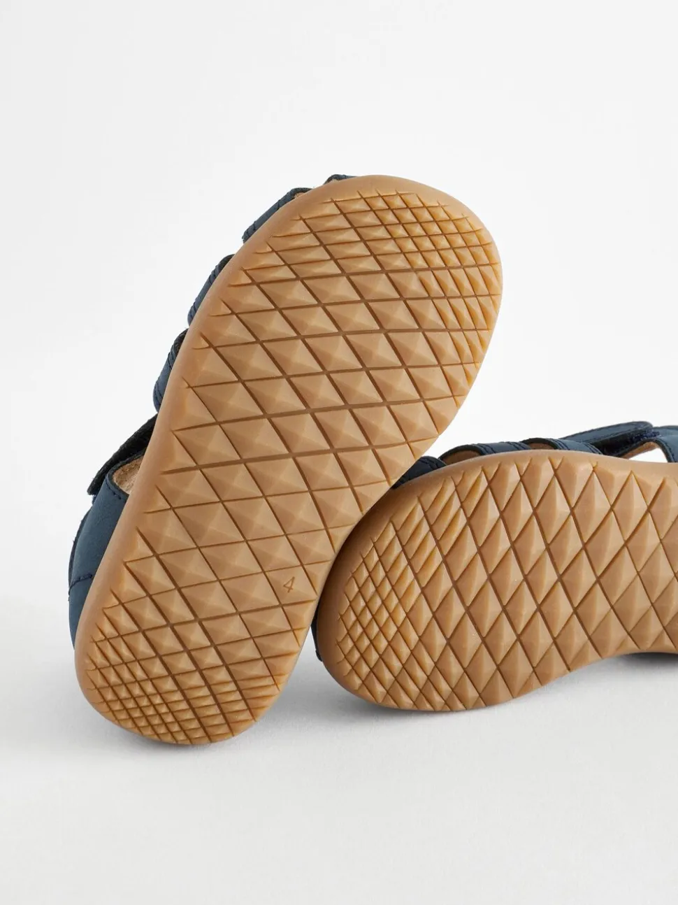 Marineblauw - First Walker babysandalen van leer met klittenbandsluiting