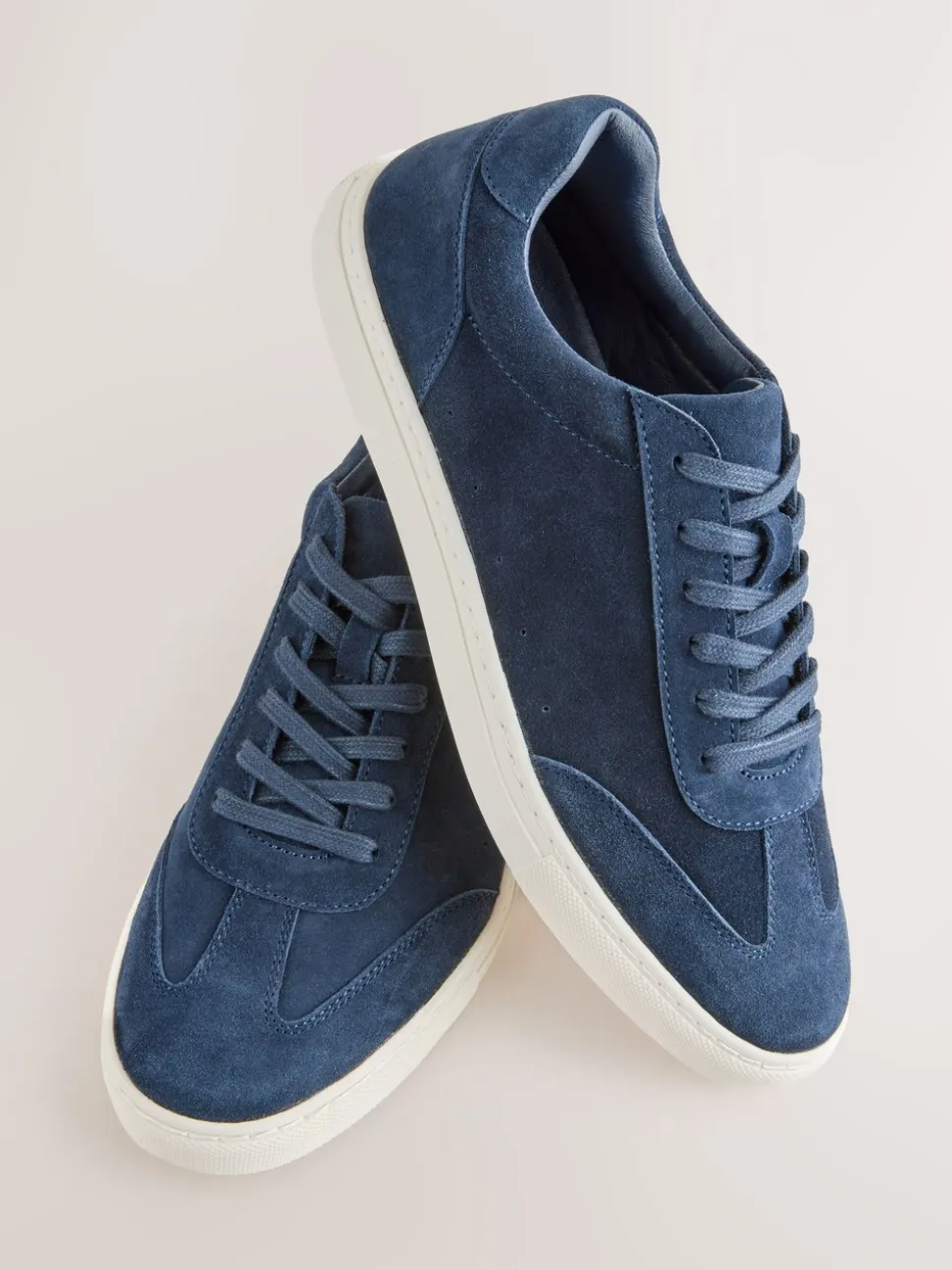 Marineblauw - Modieuze suède sneakers