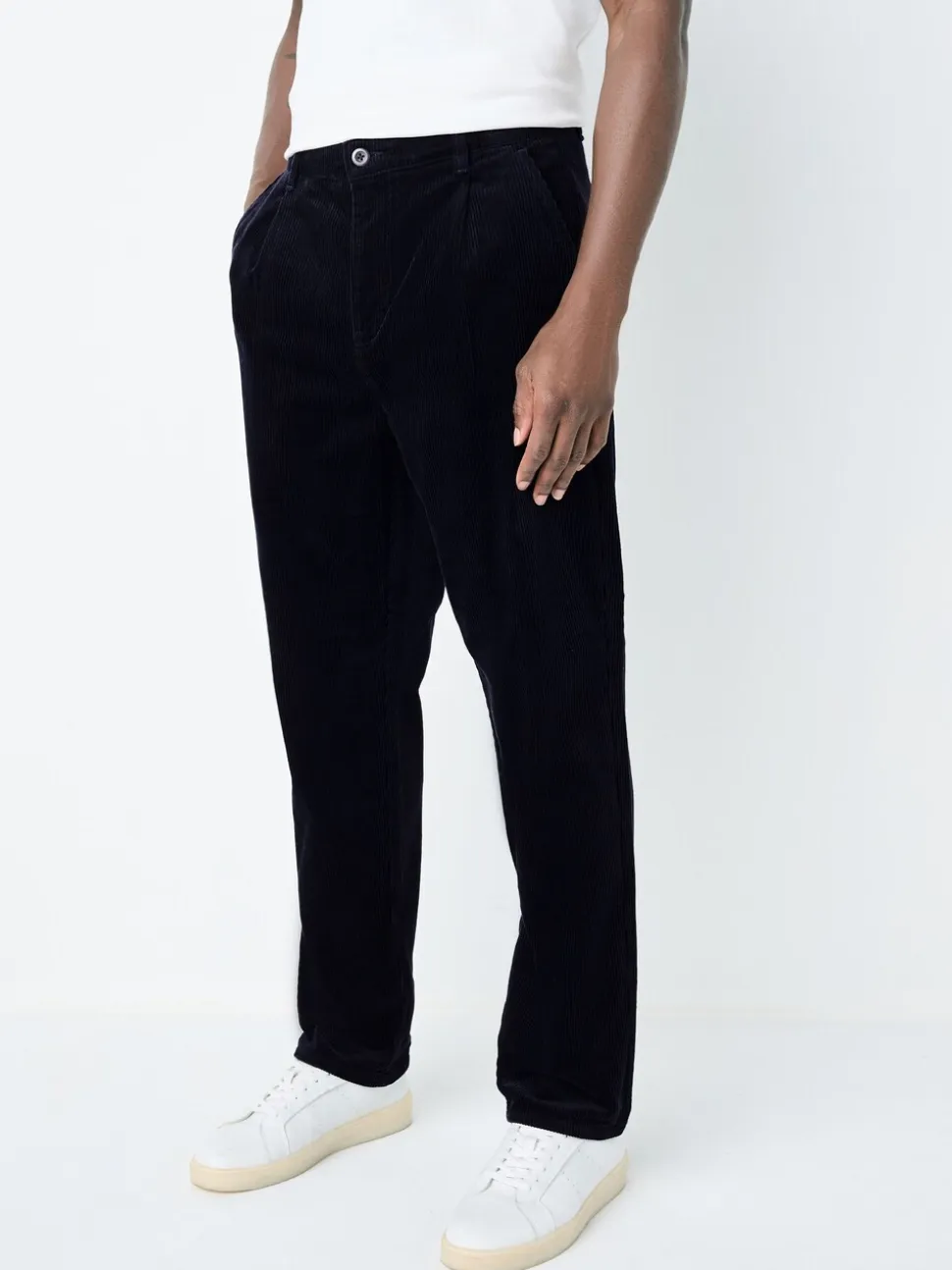 Marineblauw - Standaard toelopende pasvorm - Corduroy Single Pleated Trousers