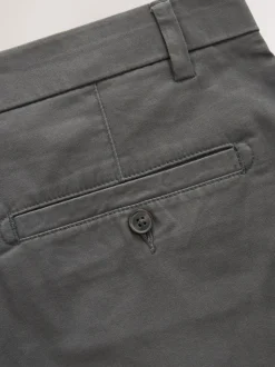 Marineblauw/antraciet - Ruimvallende pasvorm. - Set van 2 chinoshorts met stretch