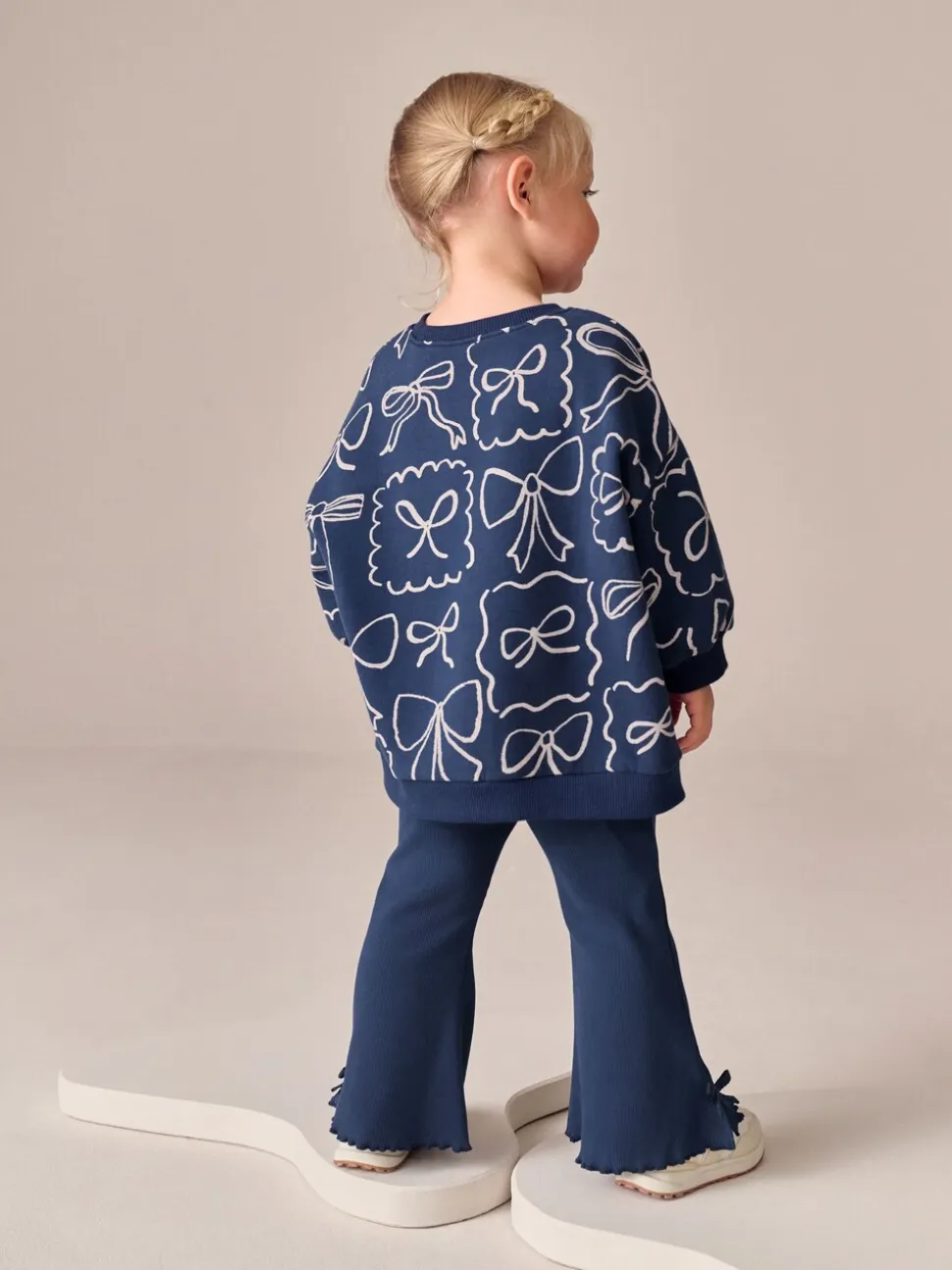 Marineblauwe Strik Print - Set van sweatshirt en uitlopende legging (3mnd -7jr)