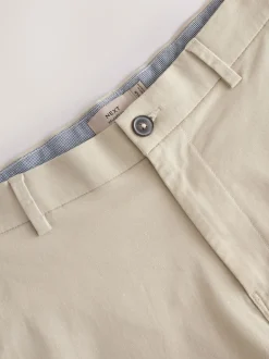 Marineblauw/kiezelkleurig - Ruimvallende pasvorm. - Set van 2 chinoshorts met stretch