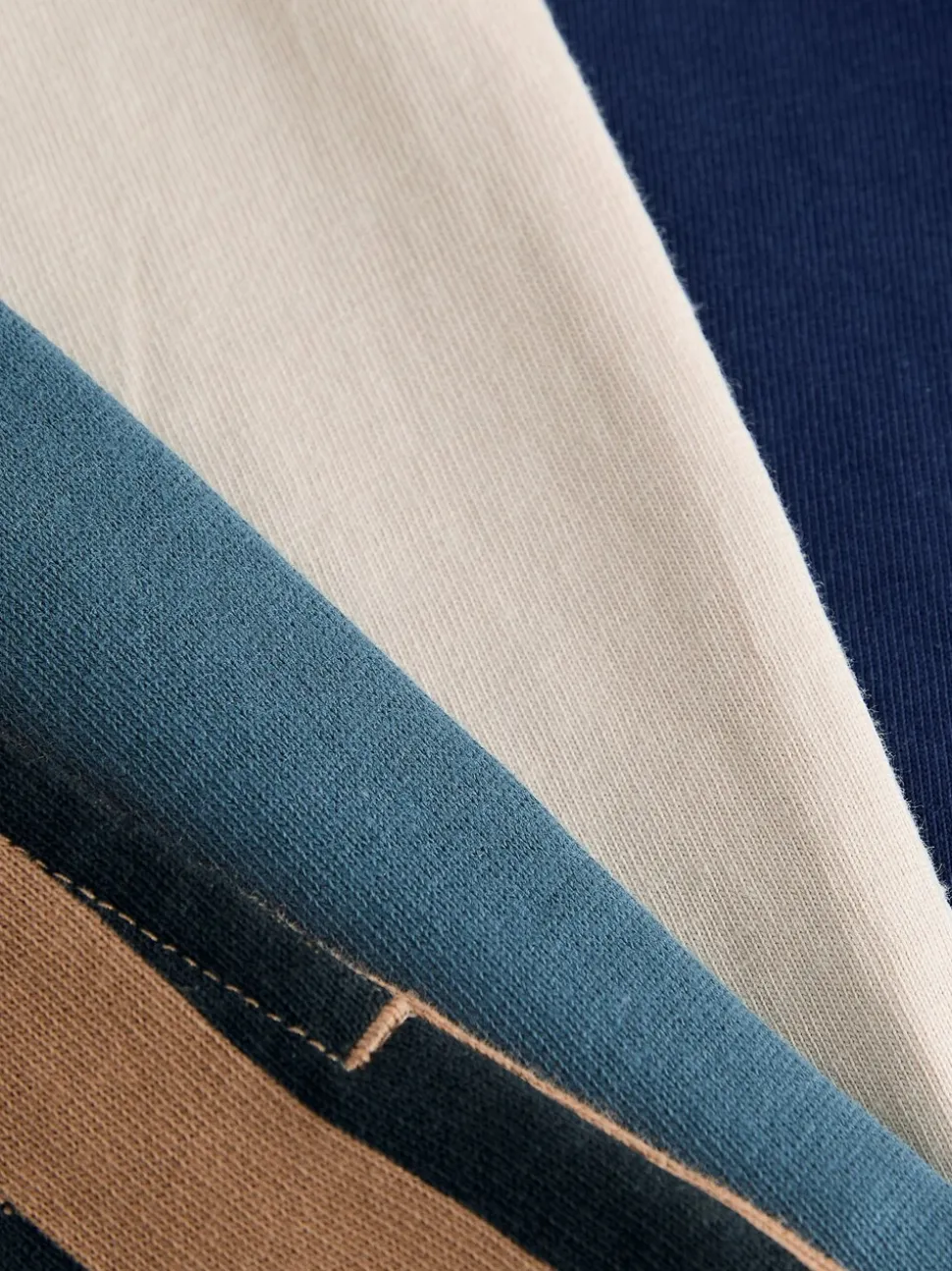 Marineblauw/kiezelkleurig - Set van 2 T-shirts met korte mouwen en shorts (3 mnd - 7 jr) (3 mnd - 7 jr)