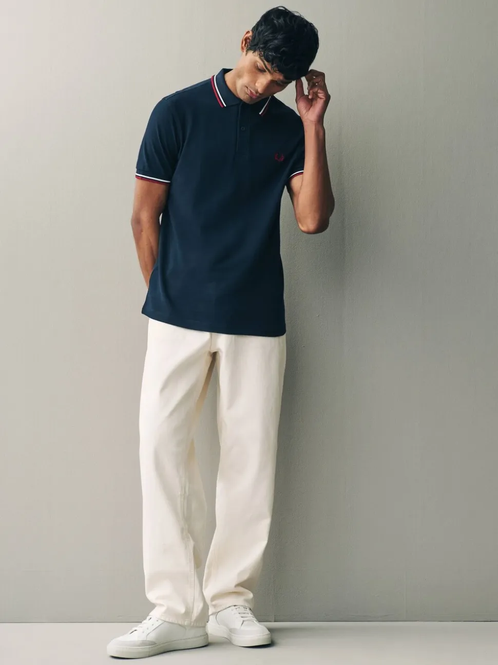 Marineblauw/wit/rood - Fred Perry poloshirt met gestreepte rand