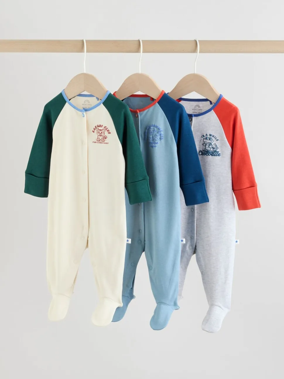 Meerkleurig collegesportstijl - Verpakking van 3 babypyjama's (0 mnd-3 jr)