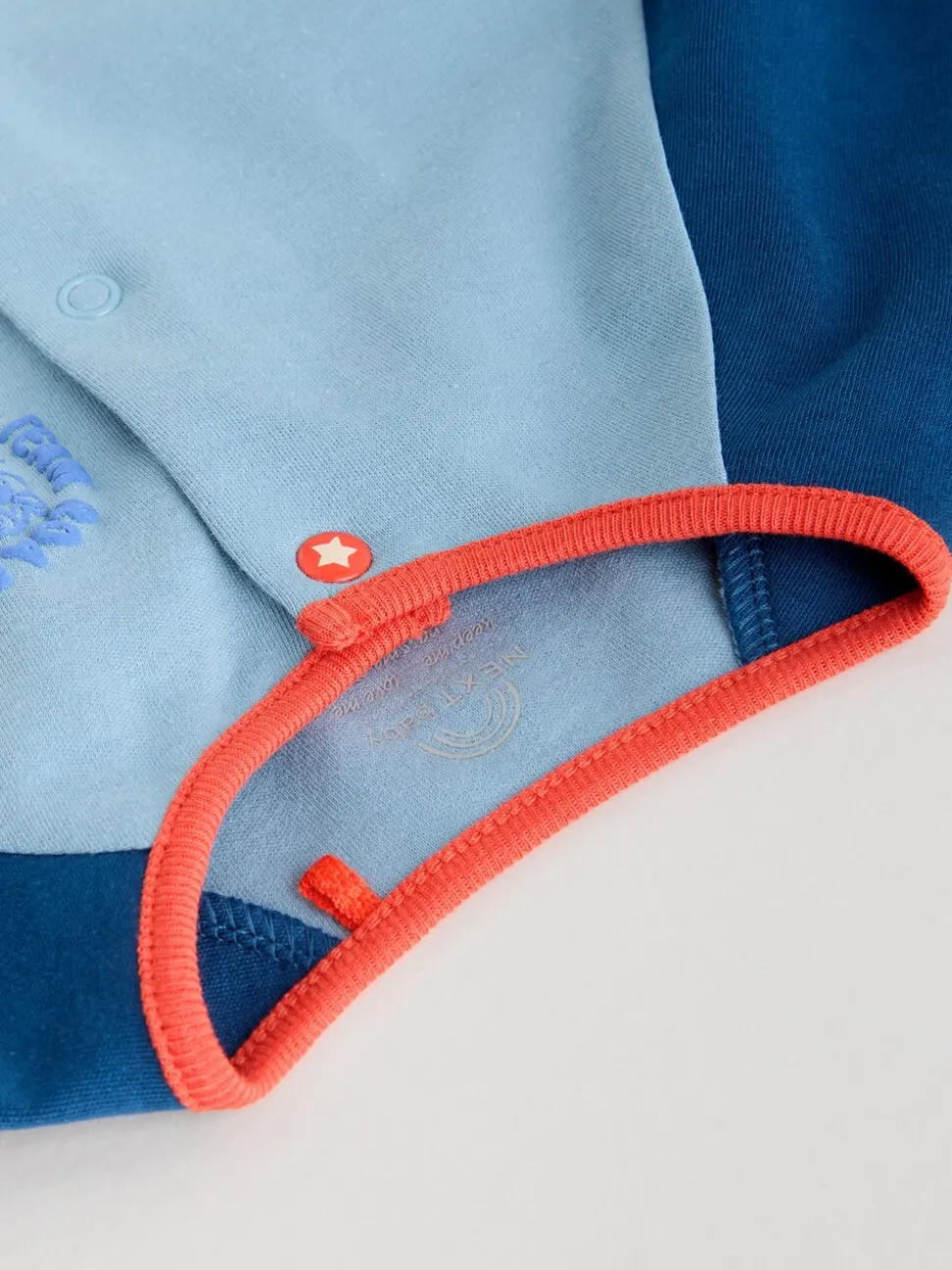 Meerkleurig collegesportstijl - Verpakking van 3 babypyjama's (0 mnd-3 jr)