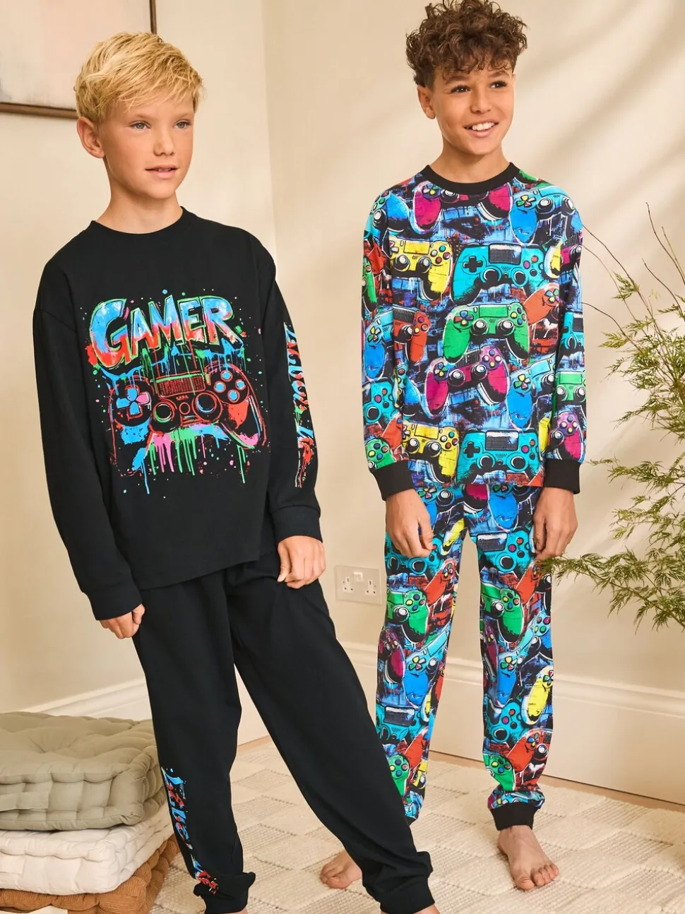 Meerkleurig gamer - Verpakking van 2 pyjama's met lange mouwen (3-16 jr)