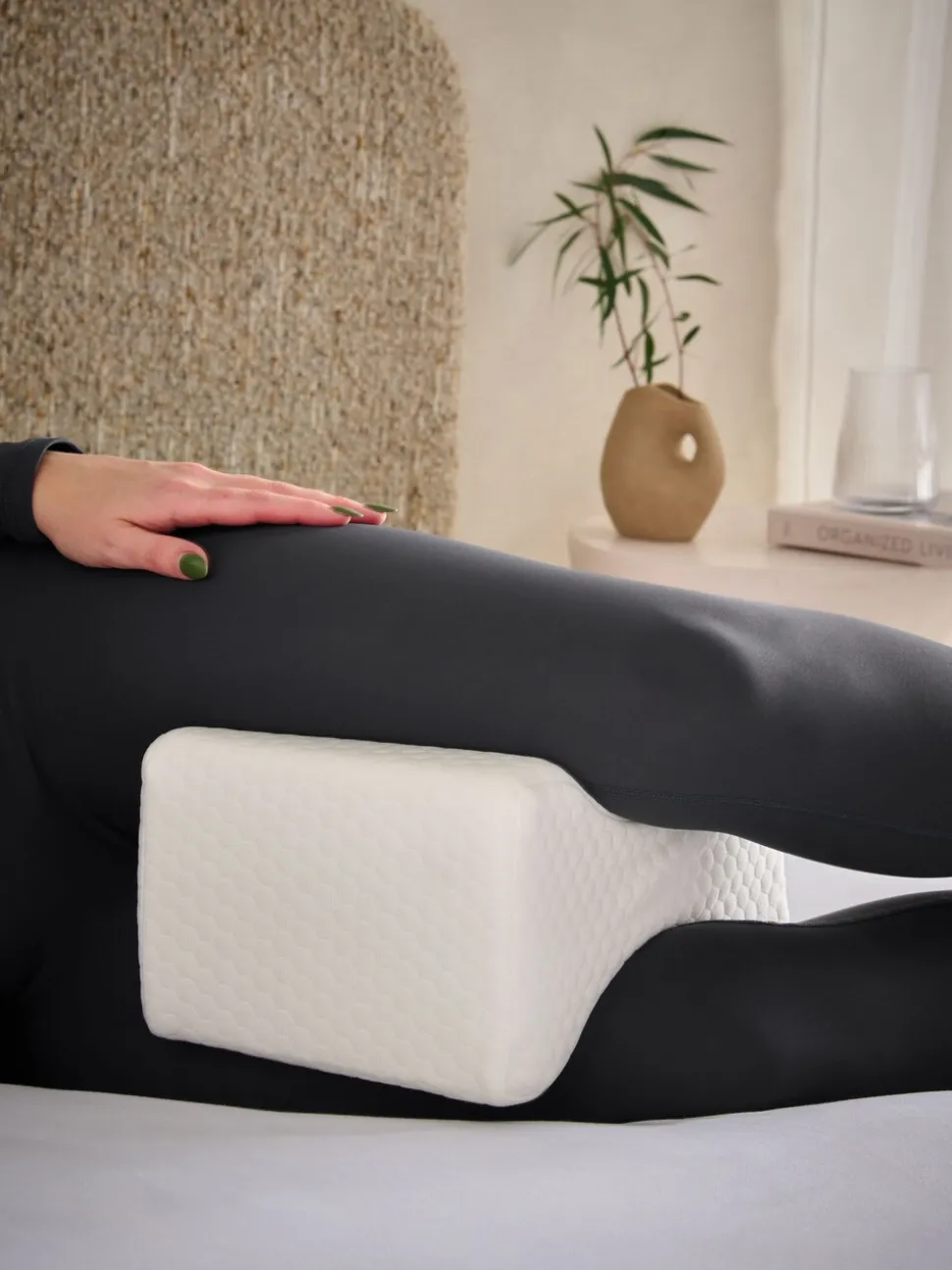 Memory Foam Knee Support Pillow