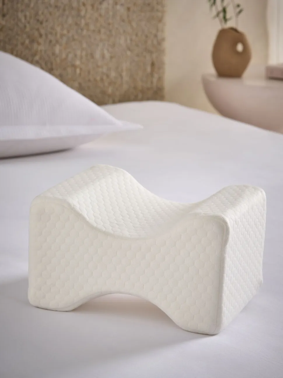 Memory Foam Knee Support Pillow