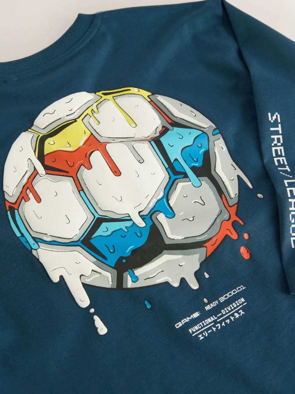 Middelblauw voetbal - Relaxed Fit Graphic Long Sleeve Cotton T-Shirt (3-16yrs)