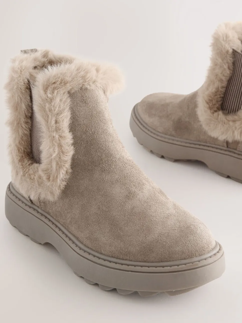 Mink-bruin suède - Met imitatiebont gevoerde Chelsea Boots
