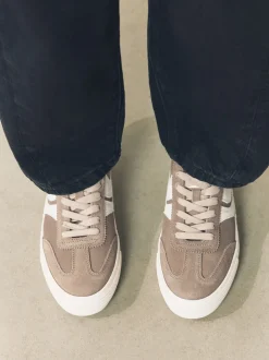 Mokkabruin - Forever Comfort® Suede Side Stripe Skater Lace Up Trainers