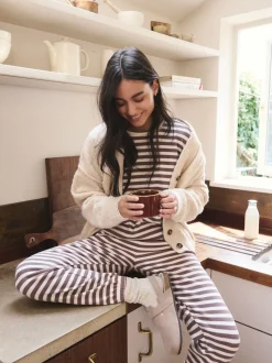 Mokkabruin gestreept - Cosy Waffle Long Sleve Pyjamas 2 Pack