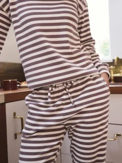 Mokkabruin gestreept - Cosy Waffle Long Sleve Pyjamas 2 Pack