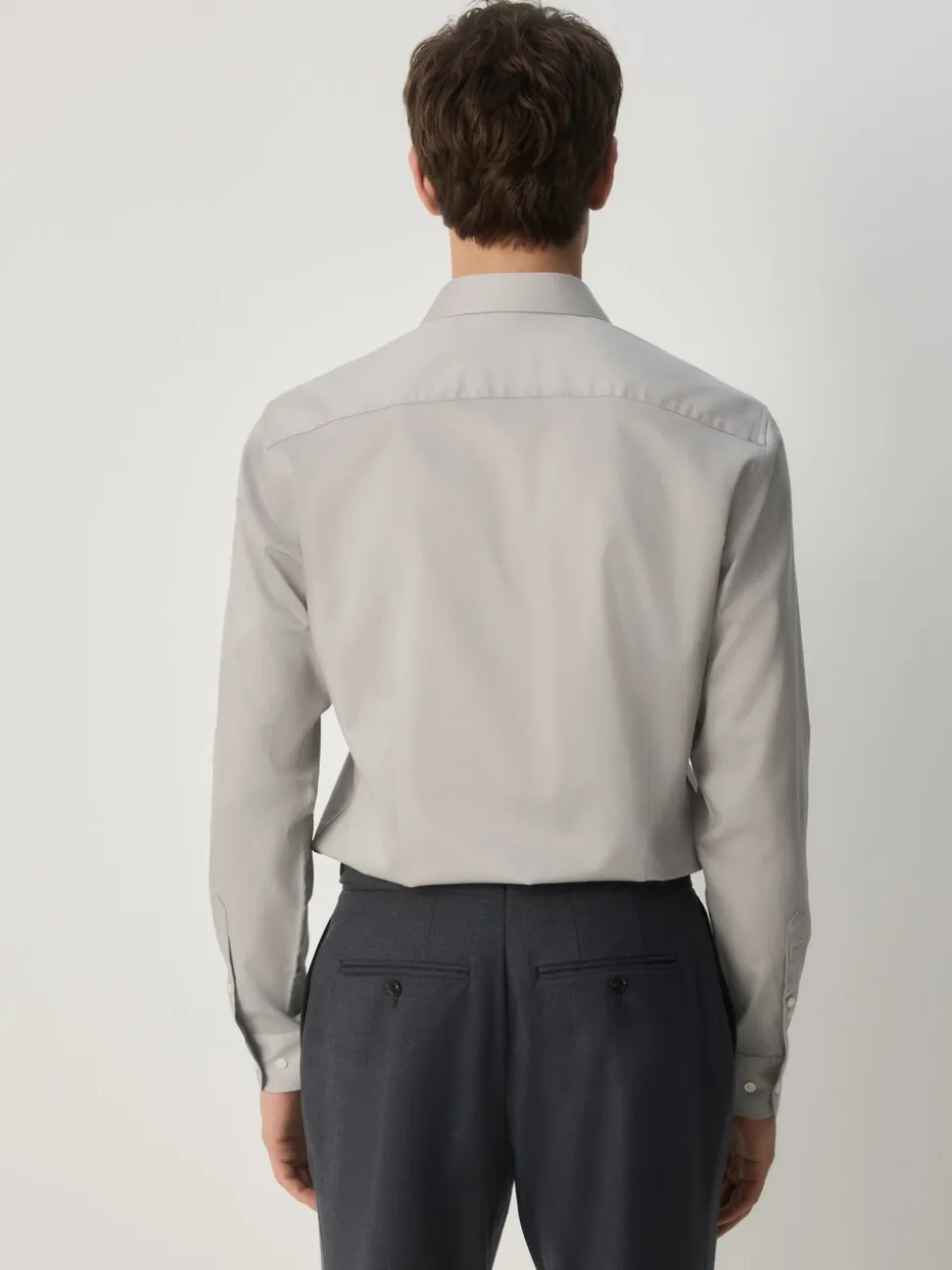 Naturel bruin - Slim Fit - Onderhoudsvriendelijk, getextureerd, slim fit overhemd met enkele manchet