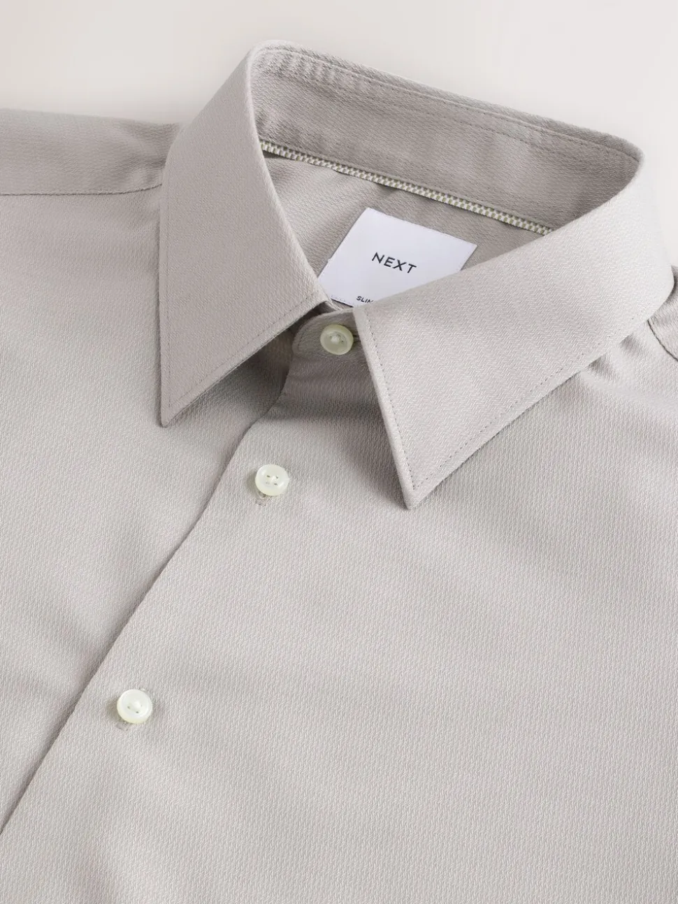Naturel bruin - Slim Fit - Onderhoudsvriendelijk, getextureerd, slim fit overhemd met enkele manchet